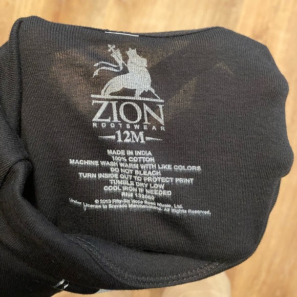 🍼 Zion Rootswear Bob Marley Onesie ‘One Love’ - Picture 2 of 3